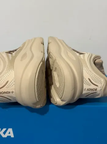 Hoka Bondi 9 bike d'occasion — image 8 sur 15