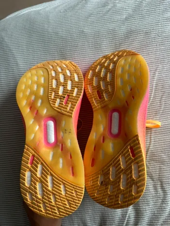 Adidas Ultraboost Light bike d'occasion — image 4 sur 6