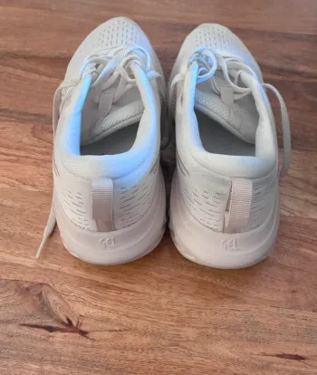 Asics Gel-Excite 10 bike d'occasion — image 4 sur 7