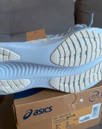 Gebrauchtes Asics Gel Excite 11 bike — Bild 4 von 5