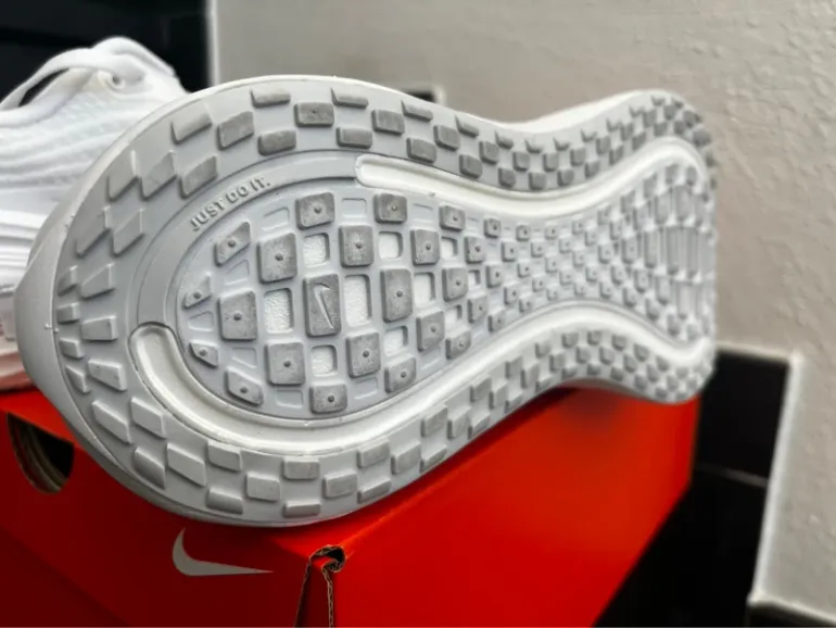 Gebrauchtes Nike Vomero Plus bike — Bild 4 von 7