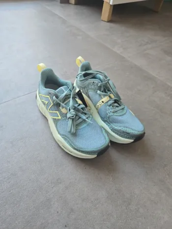Used New Balance Basket 37 bike