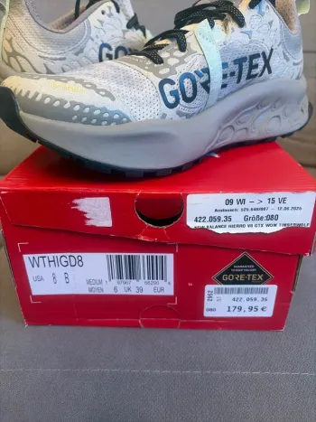 New Balance Hierro V8 GTX bike d'occasion — image 6 sur 6