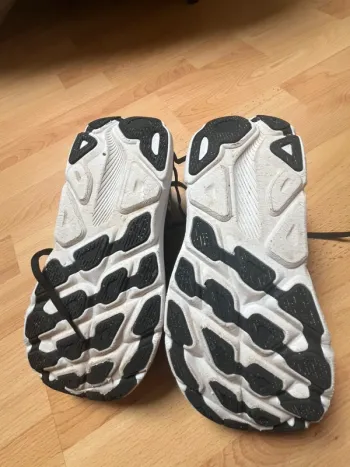 Gebrauchtes Hoka Clifton 9 bike — Bild 9 von 11