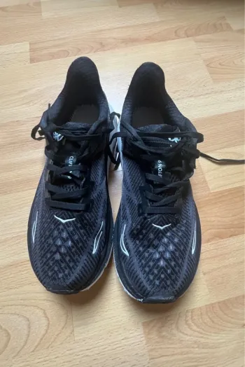 Gebrauchtes Hoka Clifton 9 bike