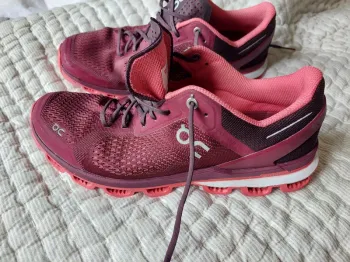 Gebrauchtes On Running Cloudrunner bike