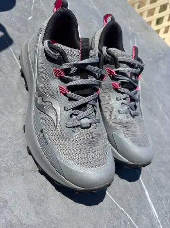 Gebrauchtes Saucony Trail Running Shoes bike