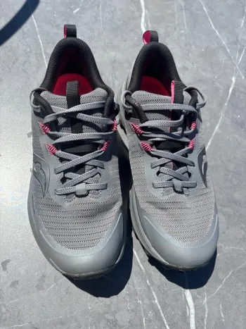 Gebrauchtes Saucony Trail Running Shoes bike — Bild 2 von 6