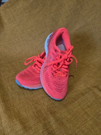 Gebrauchtes Asics Gel-Kayano 28 bike