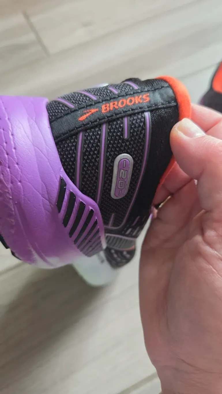 Used Brooks Glycerin 20 bike — image 4 of 7