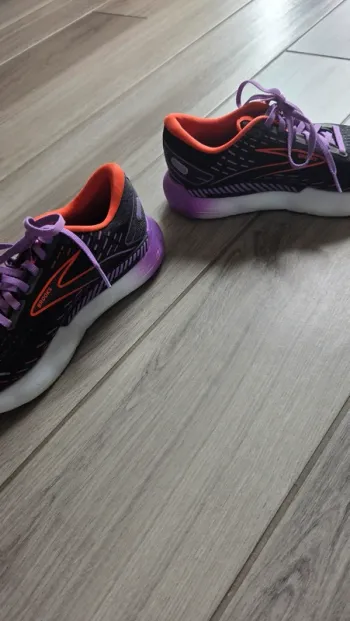 Used Brooks Glycerin 20 bike — image 2 of 7