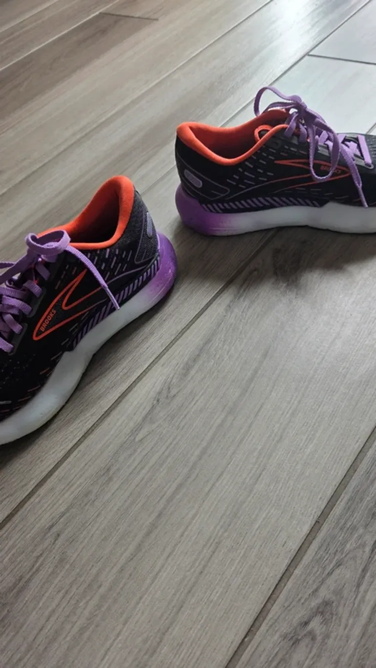 Used Brooks Glycerin 20 bike — image 2 of 7