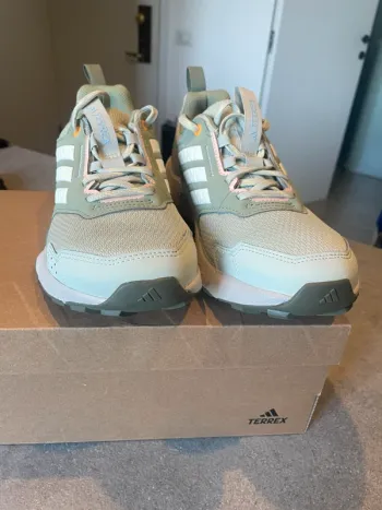 Adidas Terrex Tracefinder 2 bike de segunda mano — imagen 5 de 5