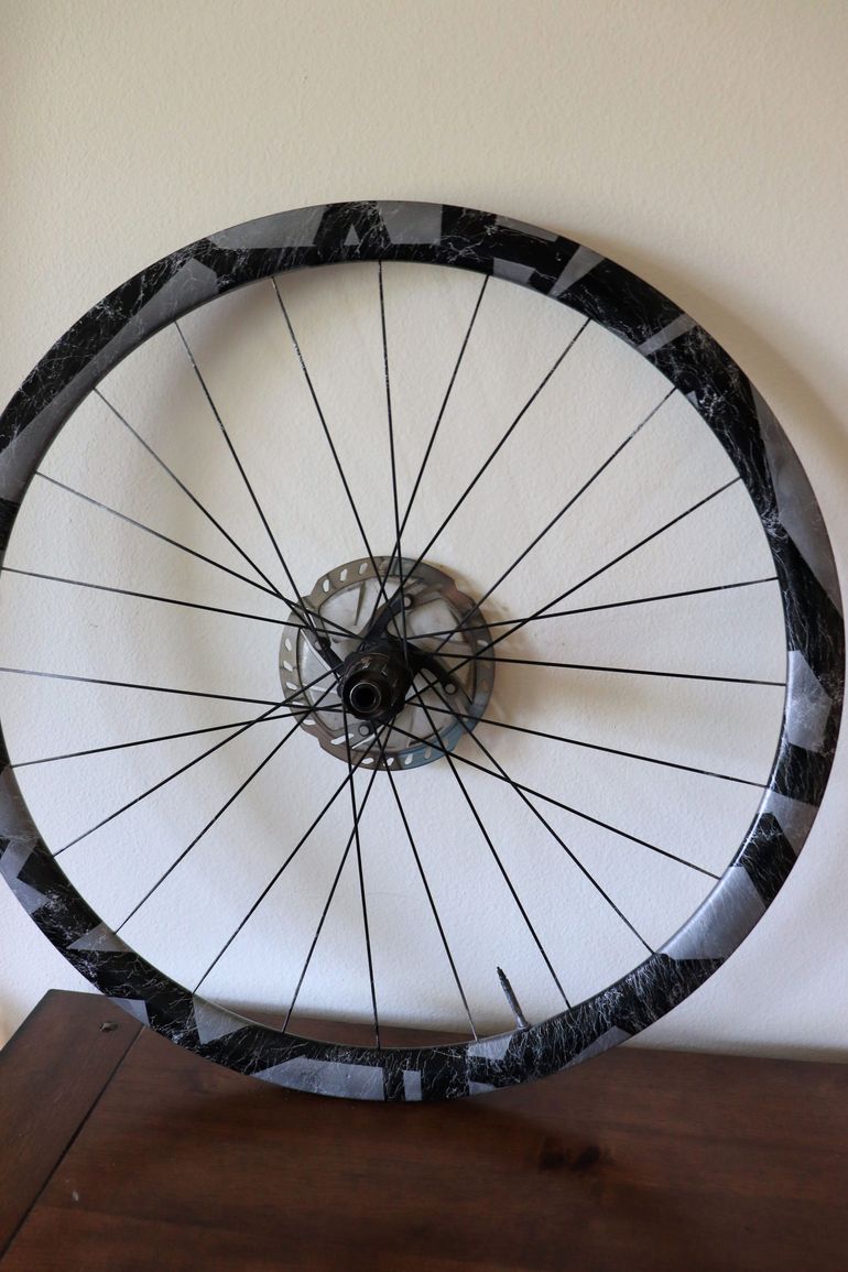Used Syncros Carbon Wheelset bike — image 3 of 5