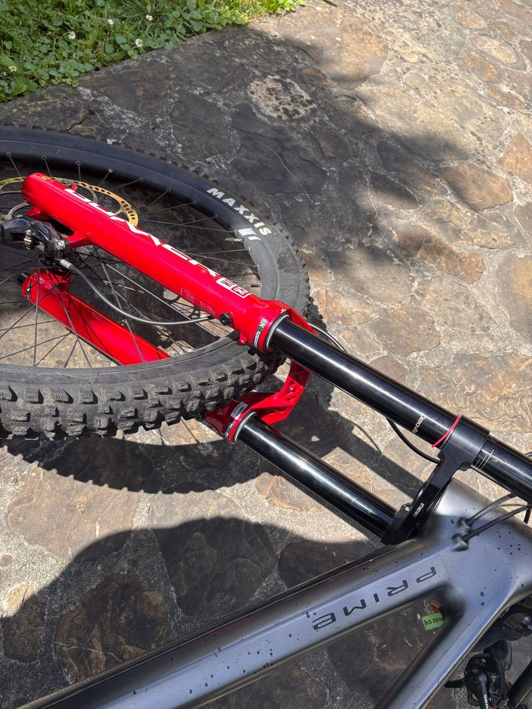 Brugt RockShox Boxxer Ultimate 3.0 2025 bike — billede 4 af 6