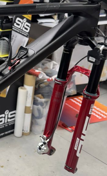 Gebrauchtes RockShox SID Fork 2025 bike — Bild 3 von 4