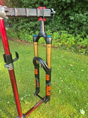 Fox 38 Factory Fork 2024 bike usato — immagine 3 di 5