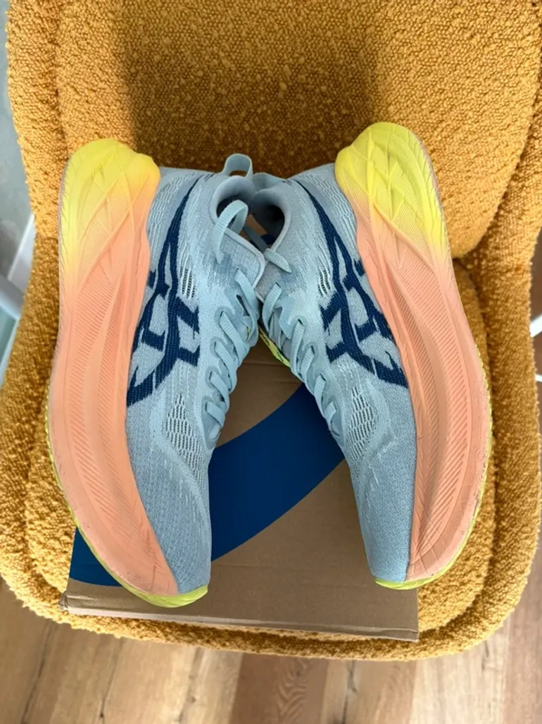 Tweedehands Asics Superblast 2 bike — afbeelding 6 van 6