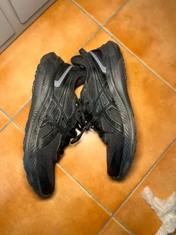 Ideal ASICS Laufschuhe Schwarz bike d'occasion