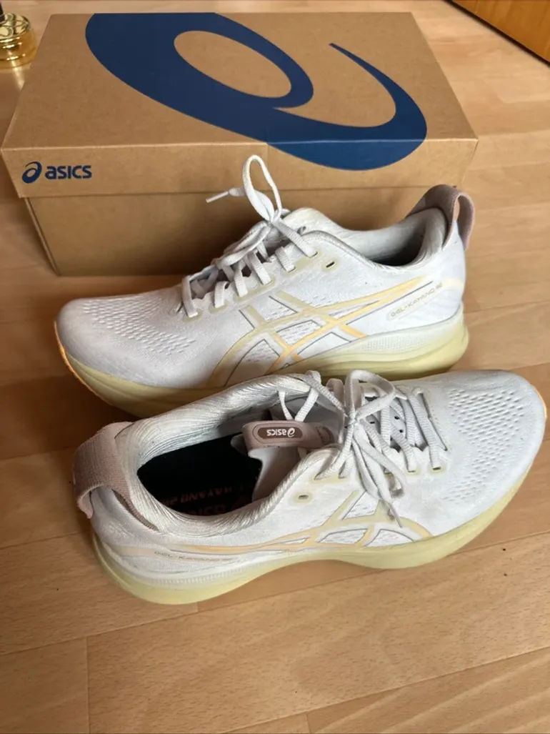 Used Asics Gel Kayano bike — image 7 of 13