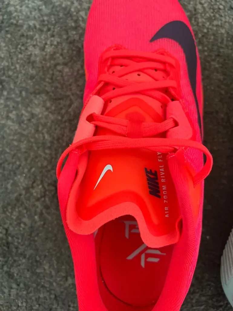 Used Nike Air Zoom Rival Fly 4 bike — image 9 of 11