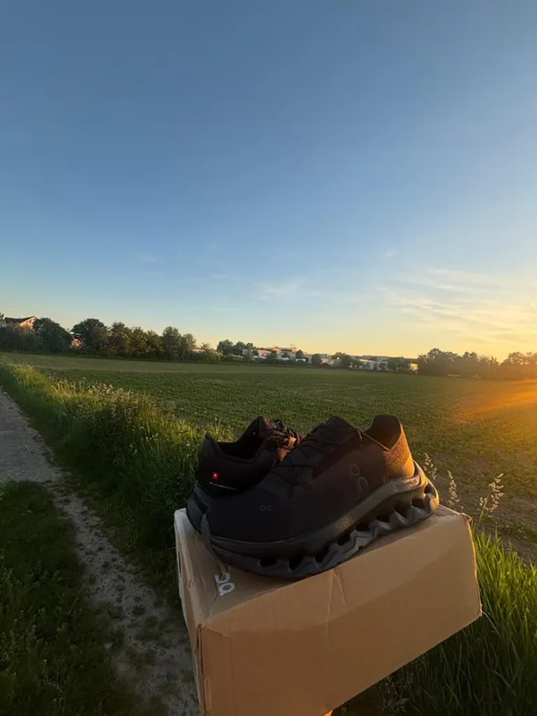 Gebrauchtes On Running Cloud bike — Bild 4 von 4