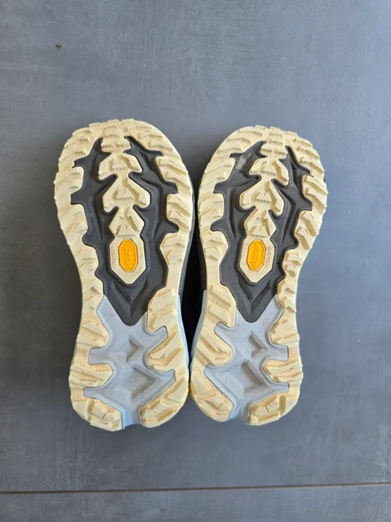 Hoka Mafate 5 bike d'occasion — image 4 sur 5