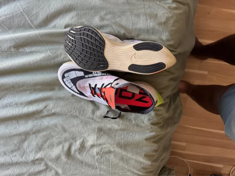 Used Nike Vaporfly 2 Next% bike — image 3 of 3