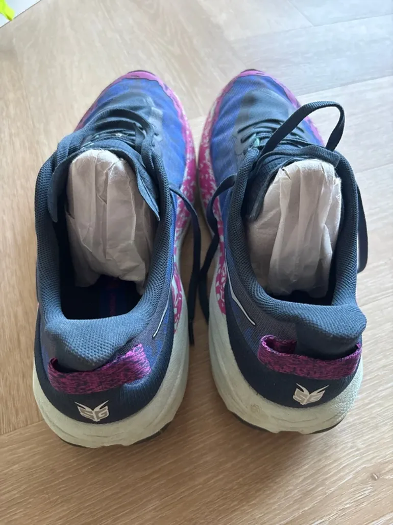 Gebrauchtes Hoka Speedgoat 6 bike — Bild 3 von 5