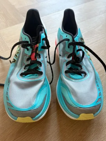 Gebrauchtes Hoka Cielo X1 bike