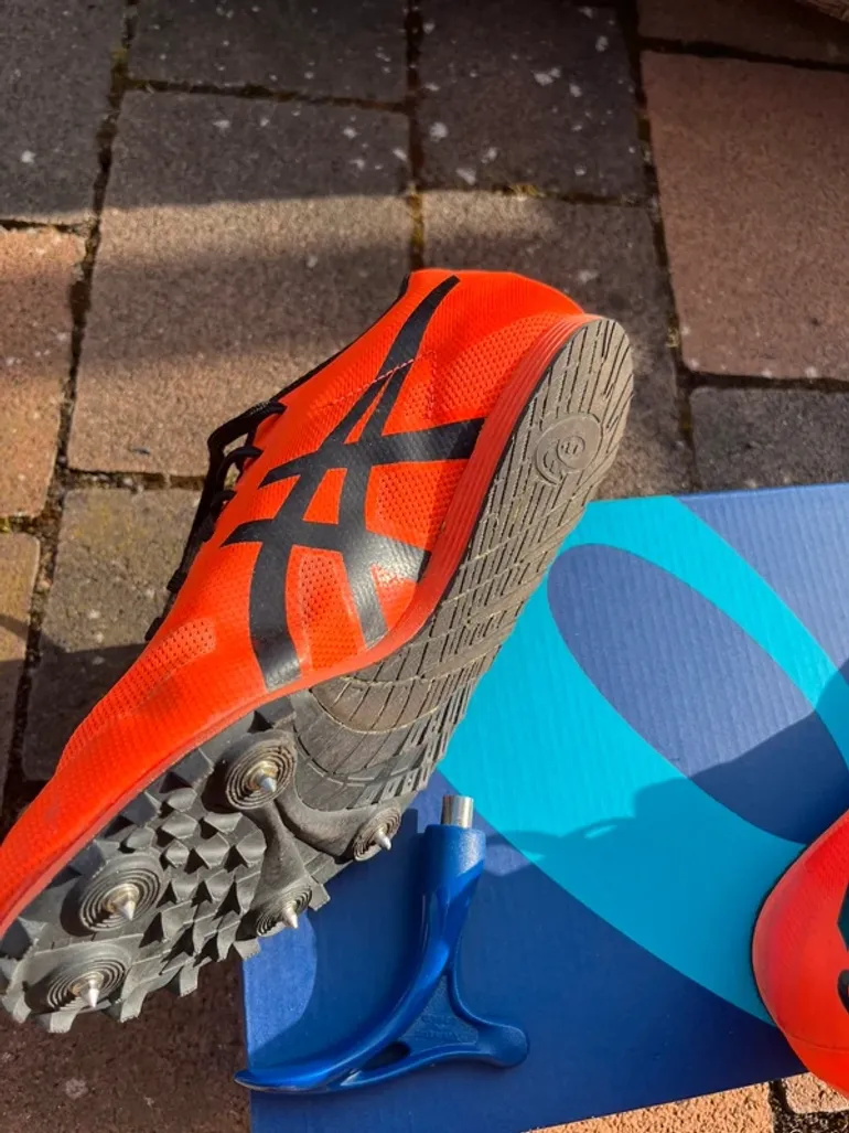 Hyper LD Spikes bike d'occasion — image 6 sur 7
