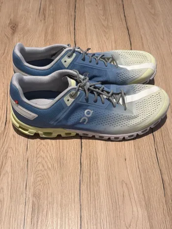 Gebrauchtes On Running On Turnschuh Herren bike — Bild 3 von 6
