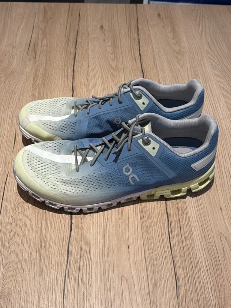 Gebrauchtes On Running On Turnschuh Herren bike — Bild 4 von 6