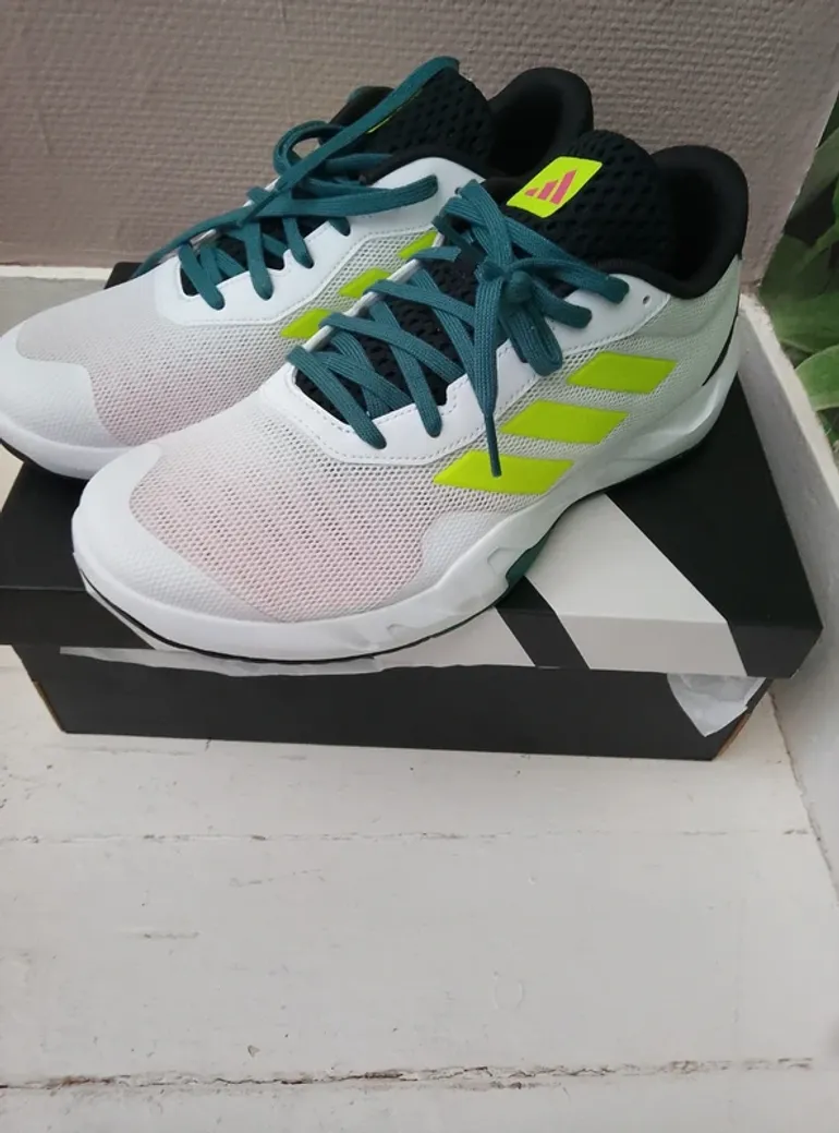 Used Adidas Shoes bike — image 2 of 2