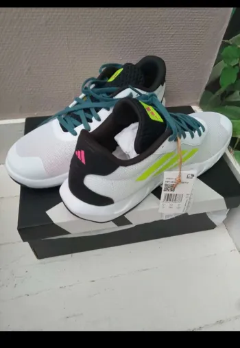 Adidas Shoes bike de segunda mano