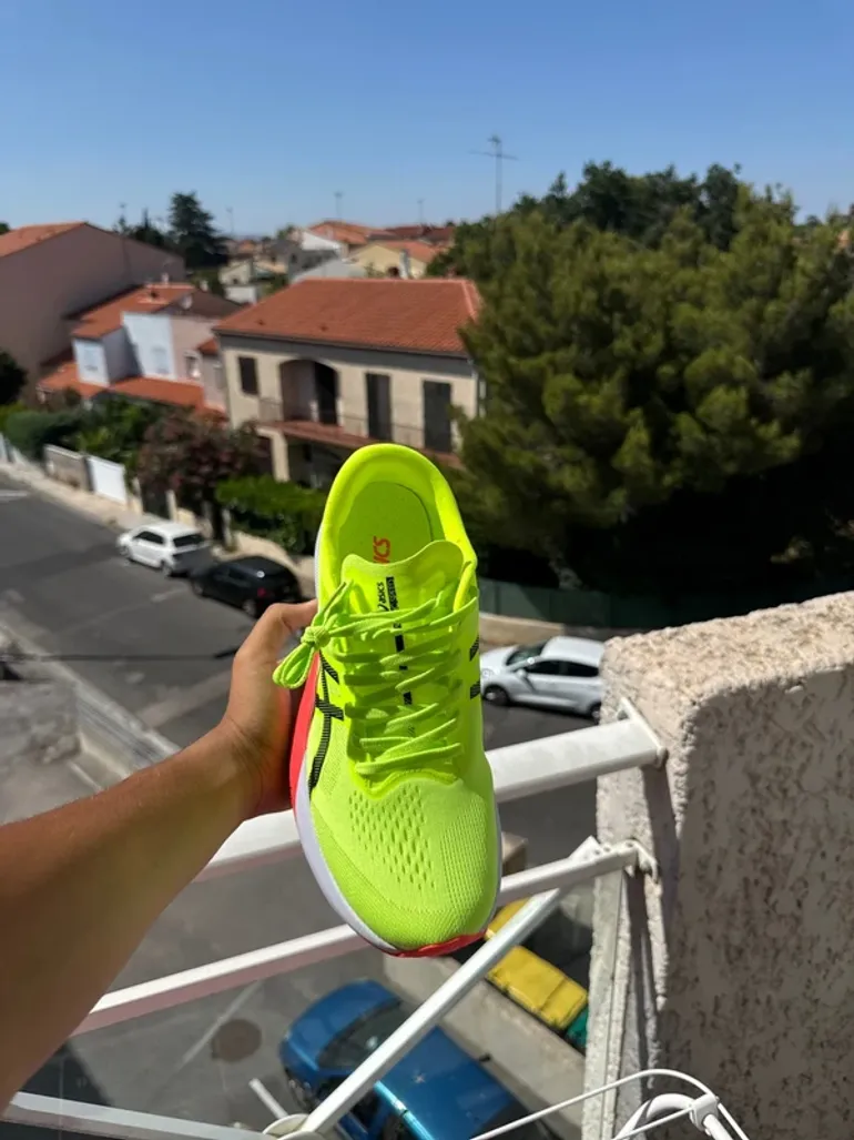 Asics Magic Speed 4 bike d'occasion — image 2 sur 6