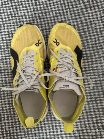 Używany On Running Sneaker neongelb bike — zdjęcie 6 z 6