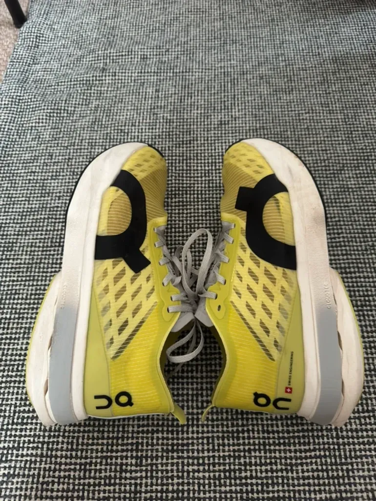 Używany On Running Sneaker neongelb bike — zdjęcie 2 z 6
