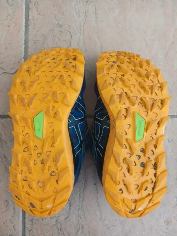 Used Asics Trabuco Max bike — image 3 of 3
