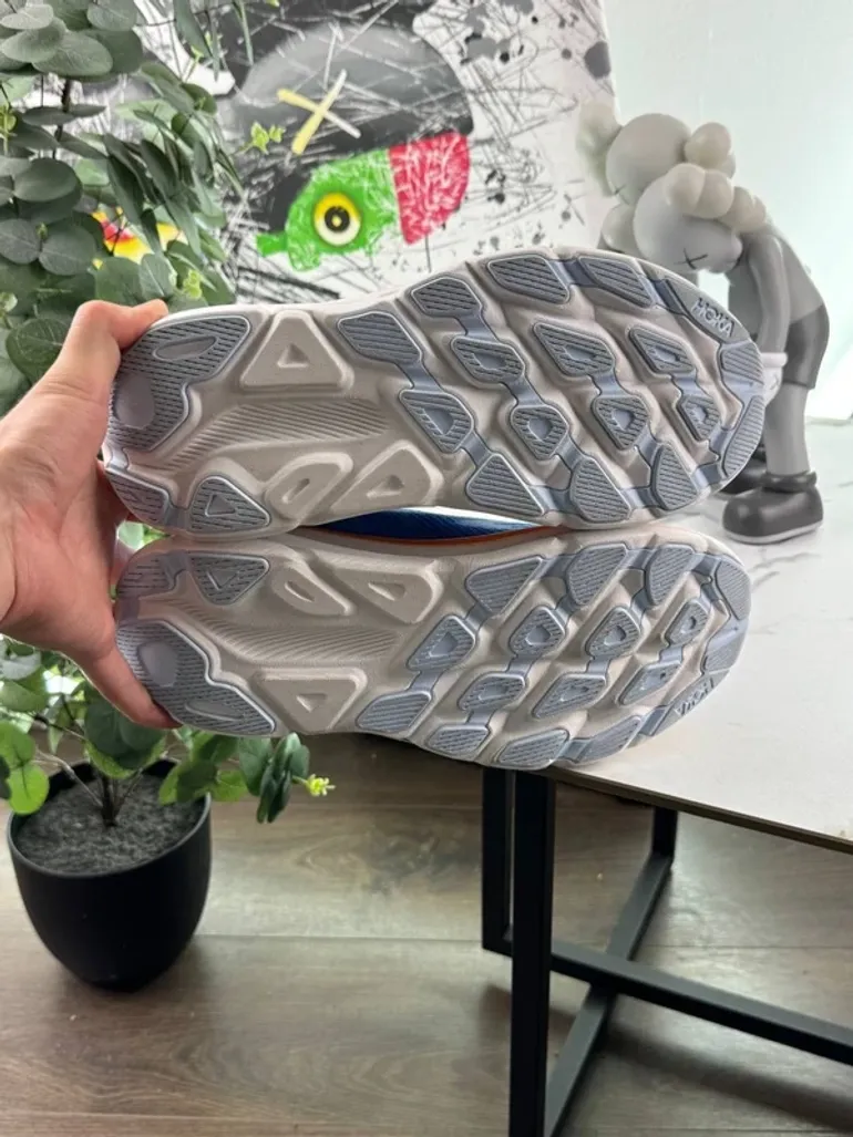 Brugt Hoka Clifton 9 bike — billede 5 af 7