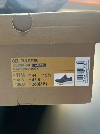 Käytetty Asics Shoes bike — kuva 4 / 5