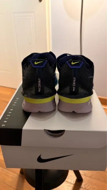 Gebrauchtes Autre ZoomX Vaporfly Next% 4 bike — Bild 10 von 15