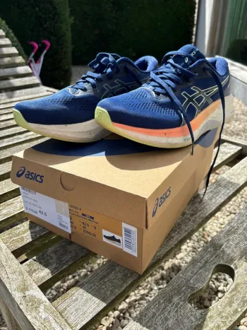 Tweedehands Asics GT 4000 bike