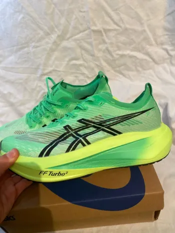 Used Asics Megablast bike — image 2 of 10