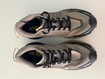 Used Hoka One One Mafate 5 bike — image 3 of 8