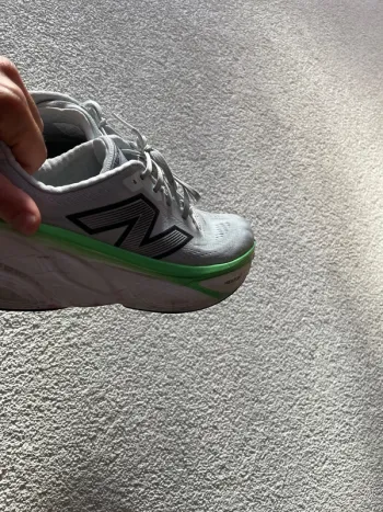 New Balance Fresh Foam x More V5 bike d'occasion — image 3 sur 3