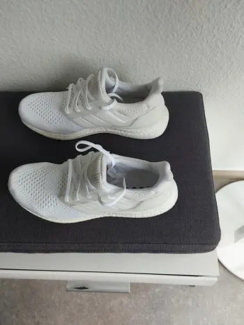 Used Adidas Ultraboost bike — image 3 of 6