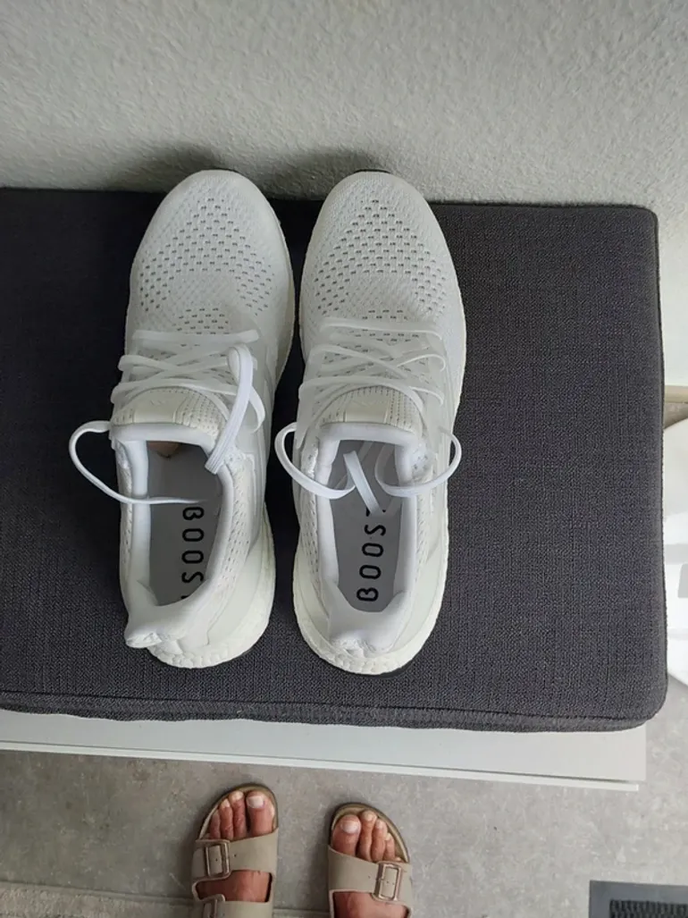Used Adidas Ultraboost bike — image 2 of 6