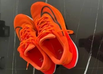 Used Nike Zoom Fly 5 bike