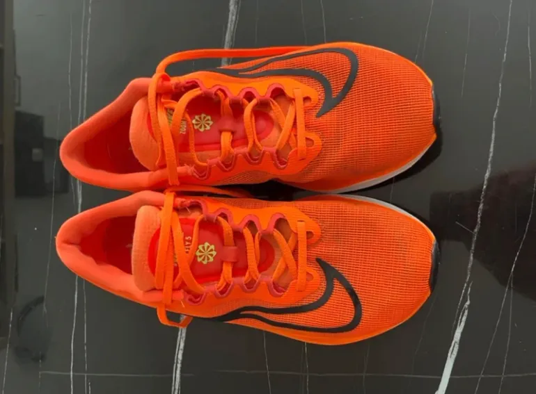 Used Nike Zoom Fly 5 bike — image 2 of 5